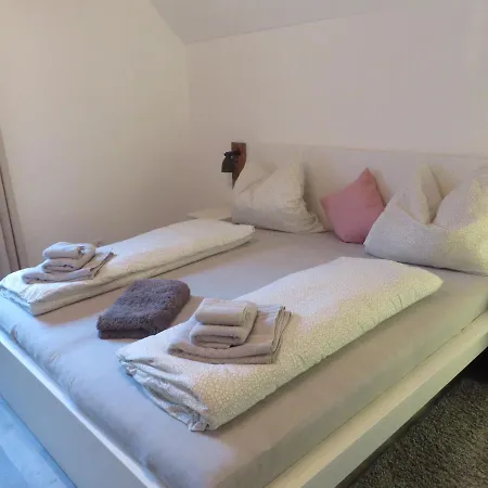 Neu Huus Inge Und Manni Holiday home Dornum